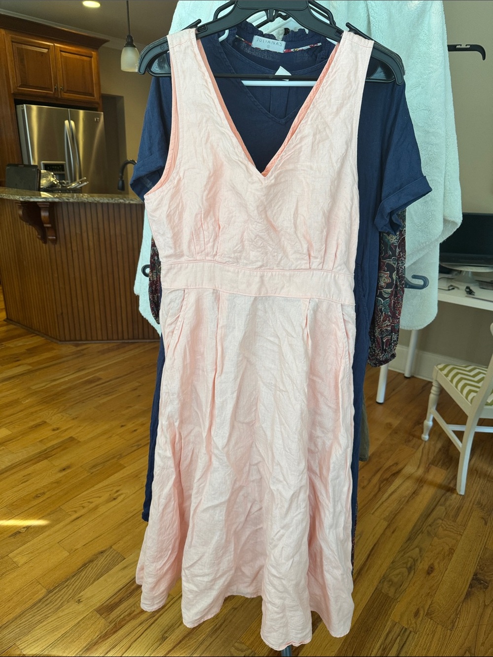 Cynthia Rowley Light peachy Pink V-Neck 100% Linen Midi Dress
